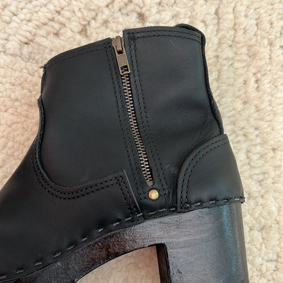 No 6 Clog Booties - Picture 4 of 8